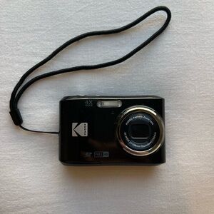 KODAK PIXPRO FZ45 Digital Camera (Black)